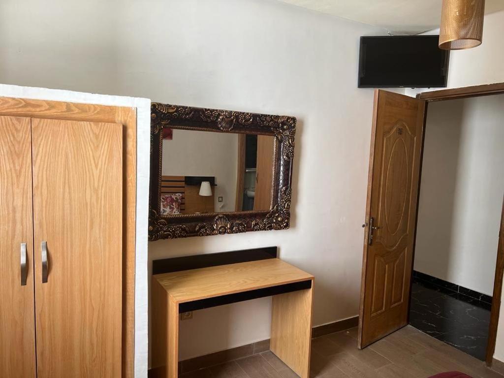 Hotel D'Europe Centre Ville Kenitra Eksteriør bilde